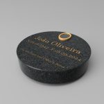 Urna APELLA – Granito Preto Favaco, polido